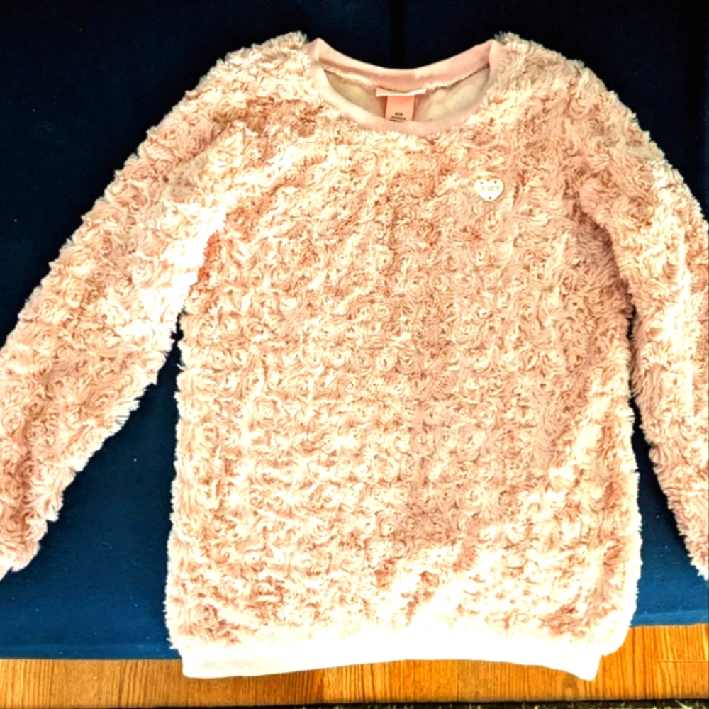 Girls Juicy Couture outfit, great condition. Very soft and warm.